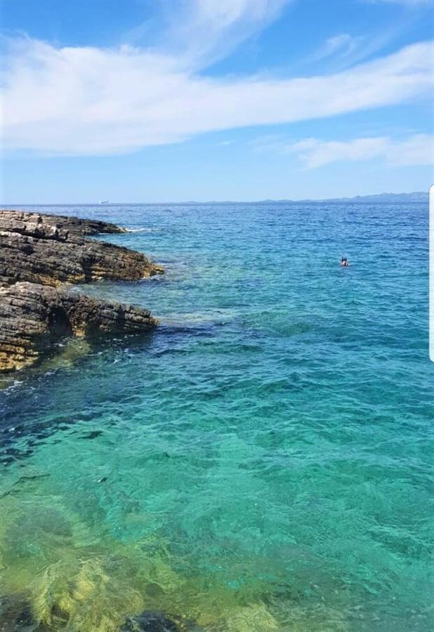 Apartman Ena By The Sea Prizba Εξωτερικό φωτογραφία