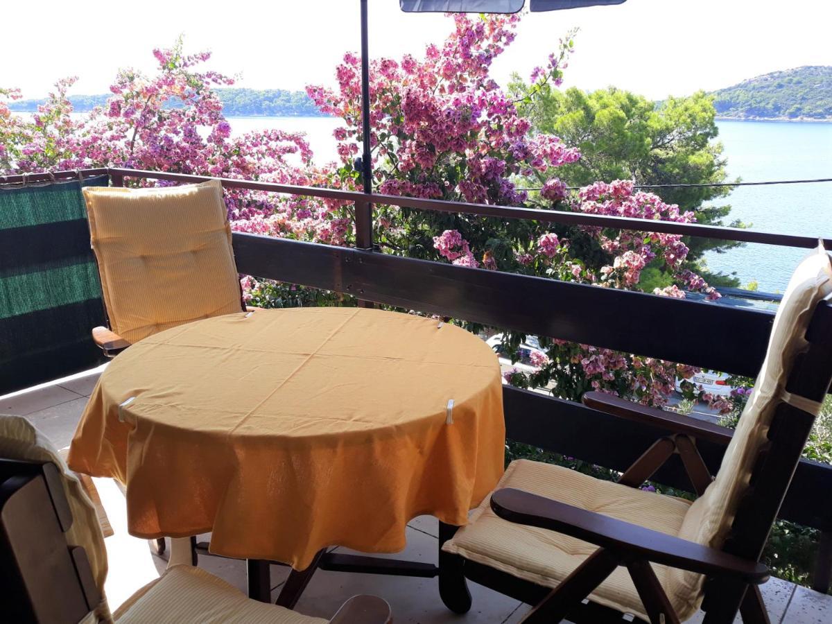 Apartman Ena By The Sea Prizba Εξωτερικό φωτογραφία