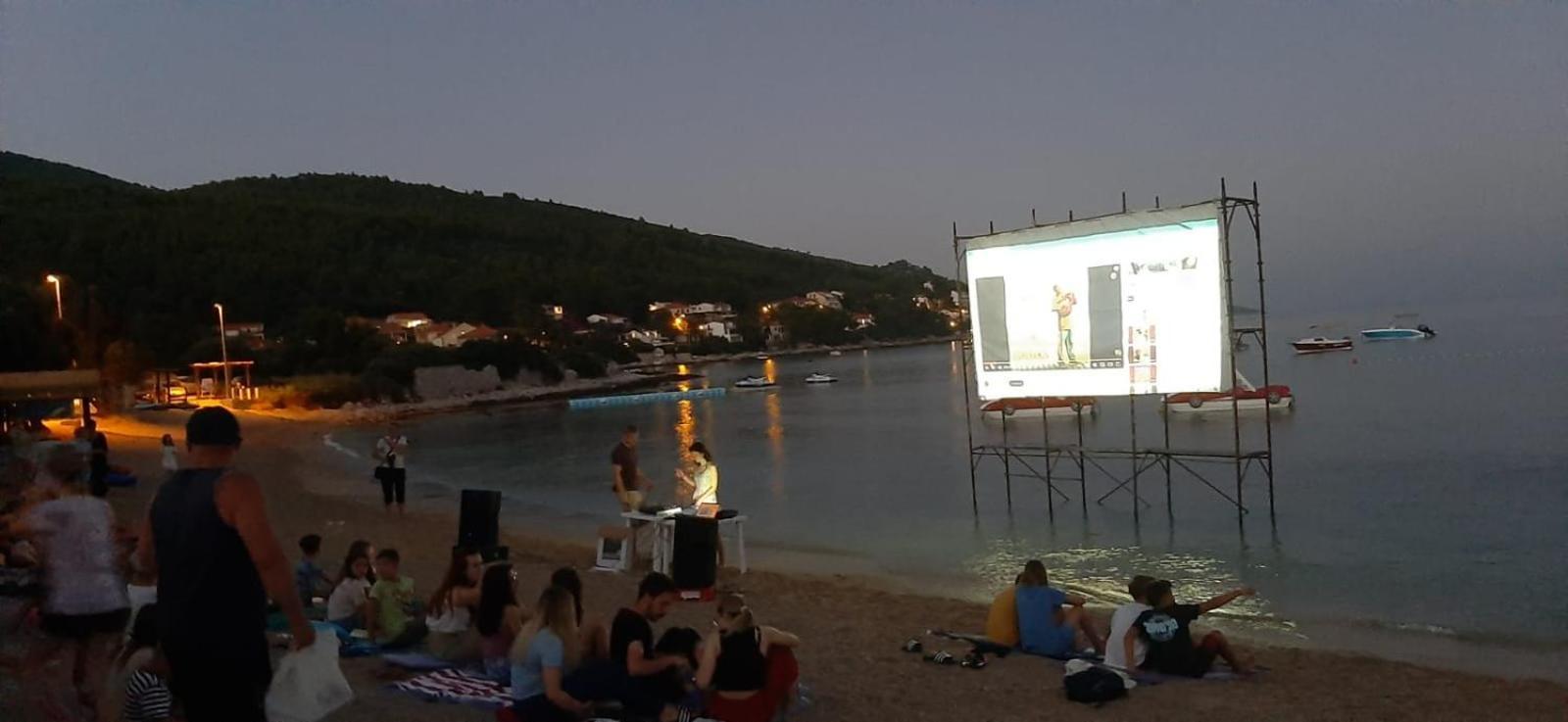 Apartman Ena By The Sea Prizba Εξωτερικό φωτογραφία