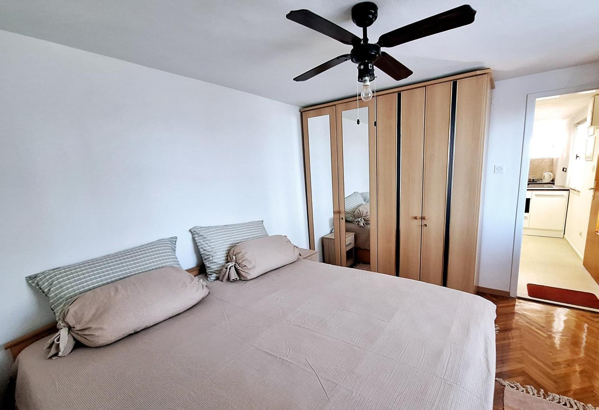 Apartman Ena By The Sea Prizba Εξωτερικό φωτογραφία