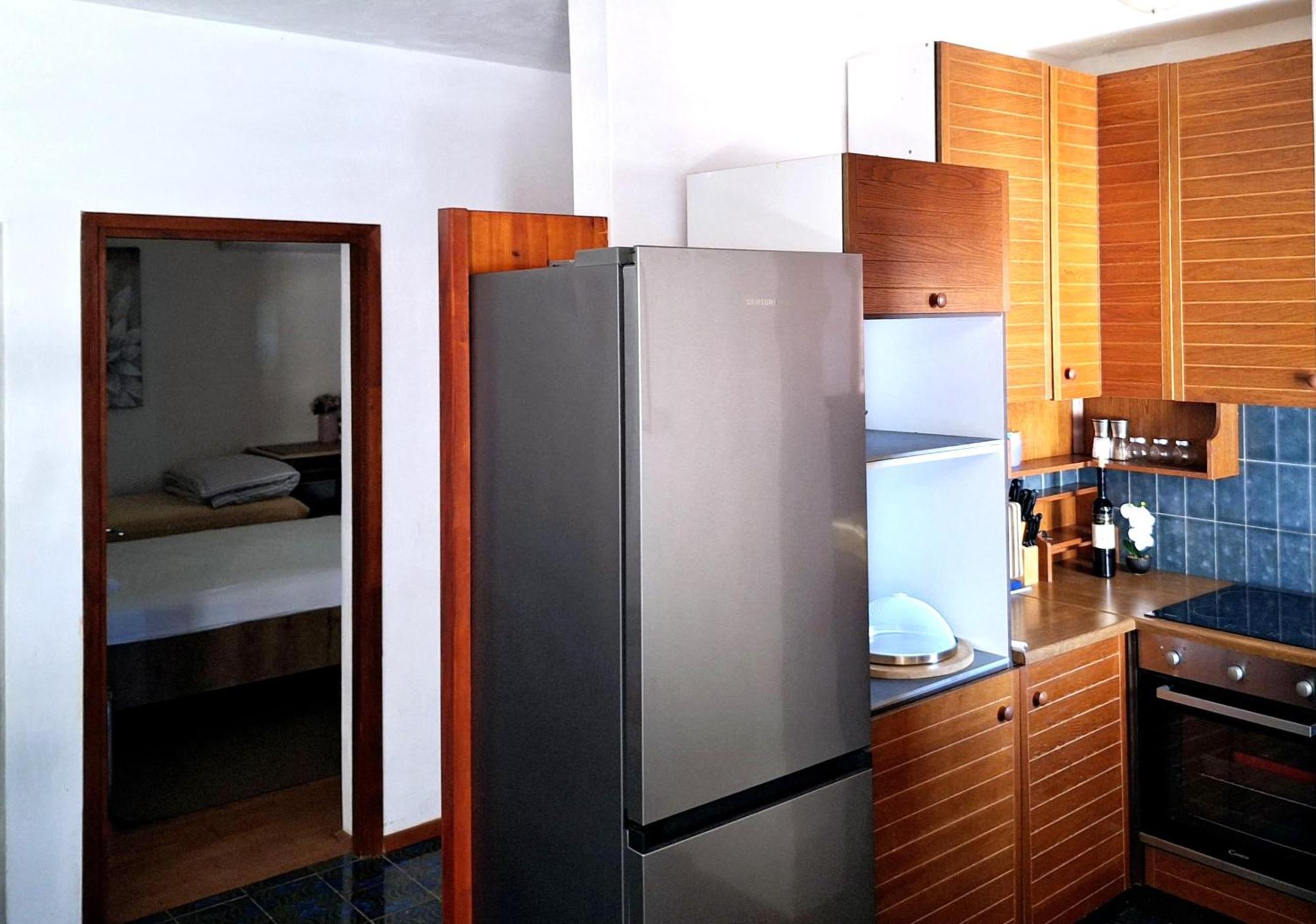 Apartman Ena By The Sea Prizba Εξωτερικό φωτογραφία