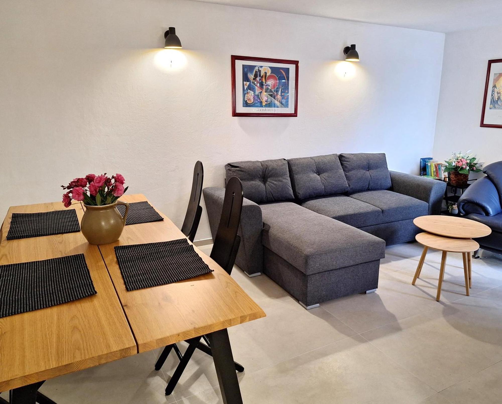 Apartman Ena By The Sea Prizba Εξωτερικό φωτογραφία