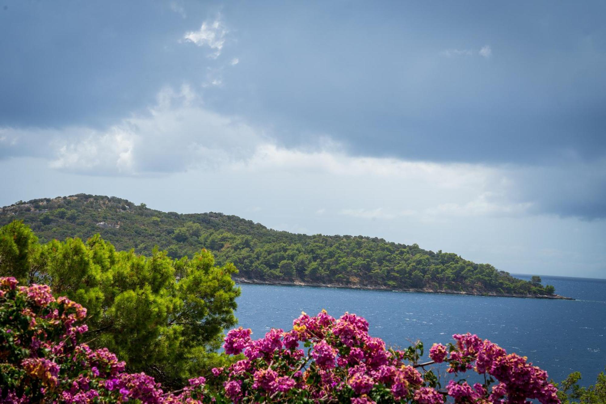 Apartman Ena By The Sea Prizba Δωμάτιο φωτογραφία