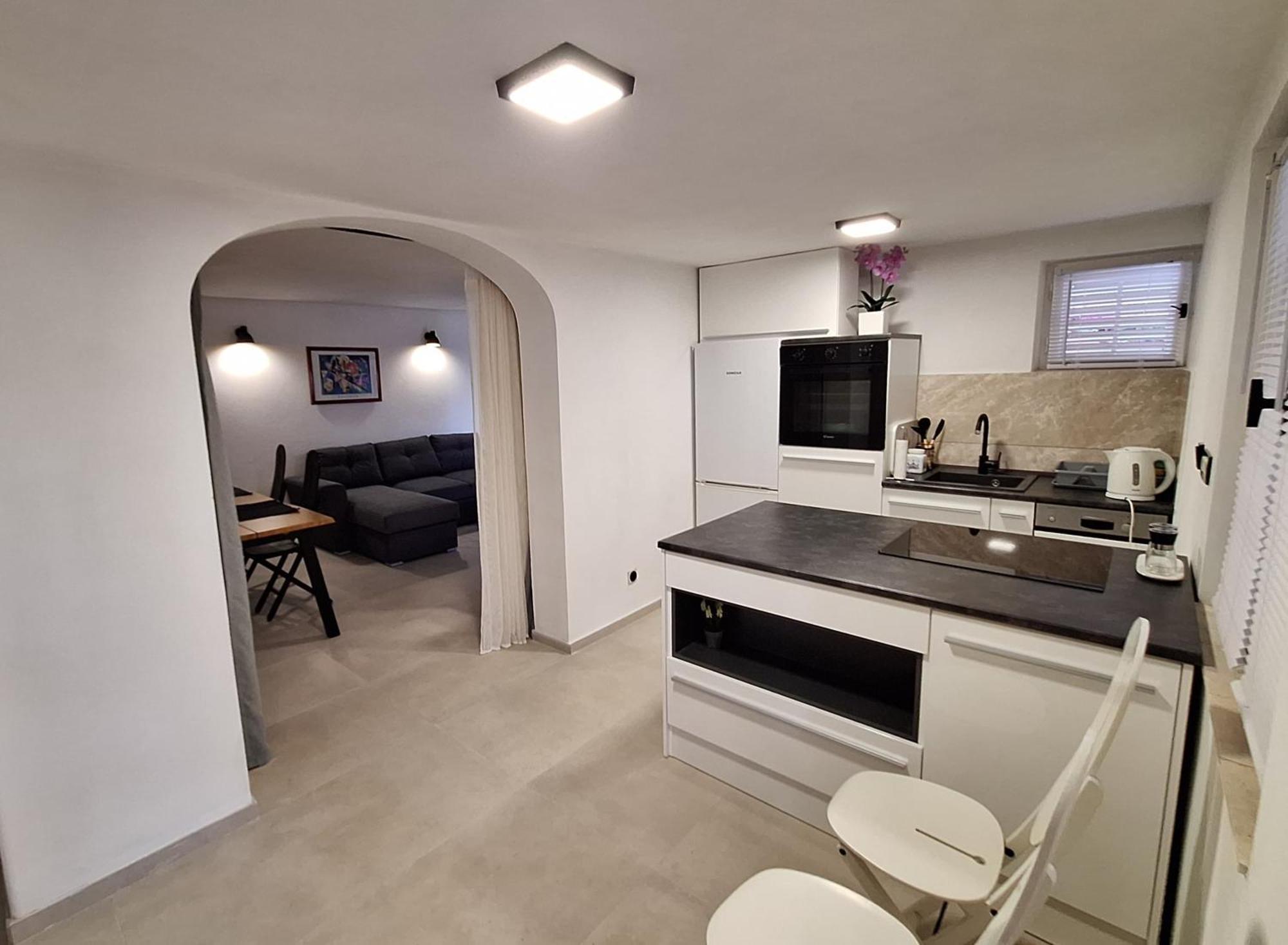Apartman Ena By The Sea Prizba Δωμάτιο φωτογραφία